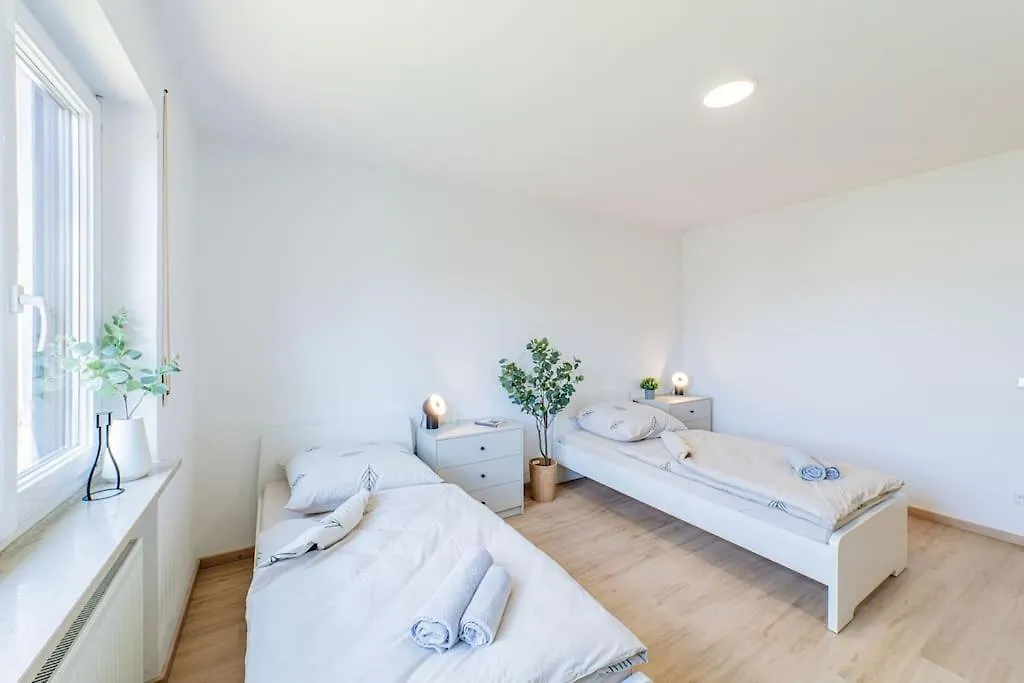 Schoene Mitarbeiter Wohnung In Zirndorf